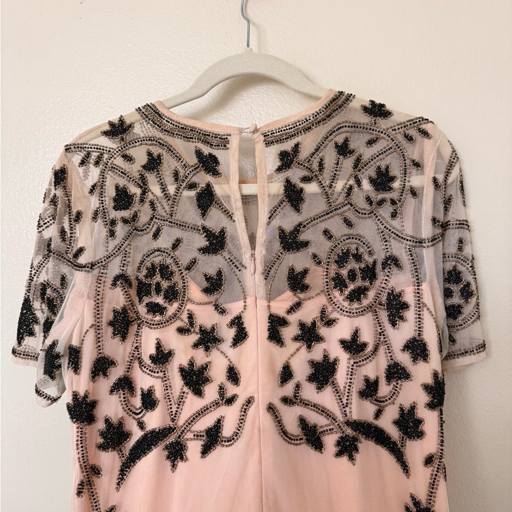 ASOS- Elegant Cream and Black Embroidered Gown - Picture 8 of 13